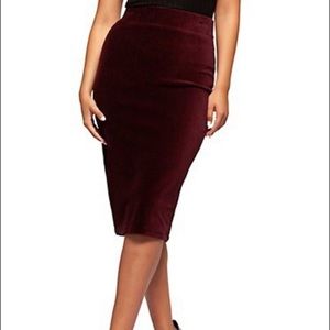 Pull-On Cotton-Blend Pencil Skirt